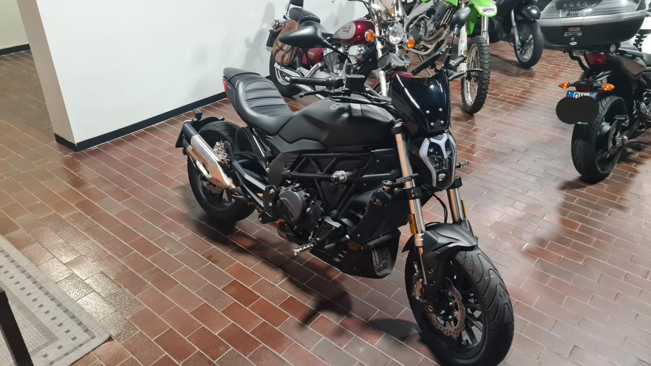 Benelli 502 C ( 2019 / 2020 )
