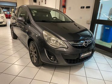 Opel Corsa 1.2 80CV 3 porte GPL-TECH Club - NEOPATENTATI