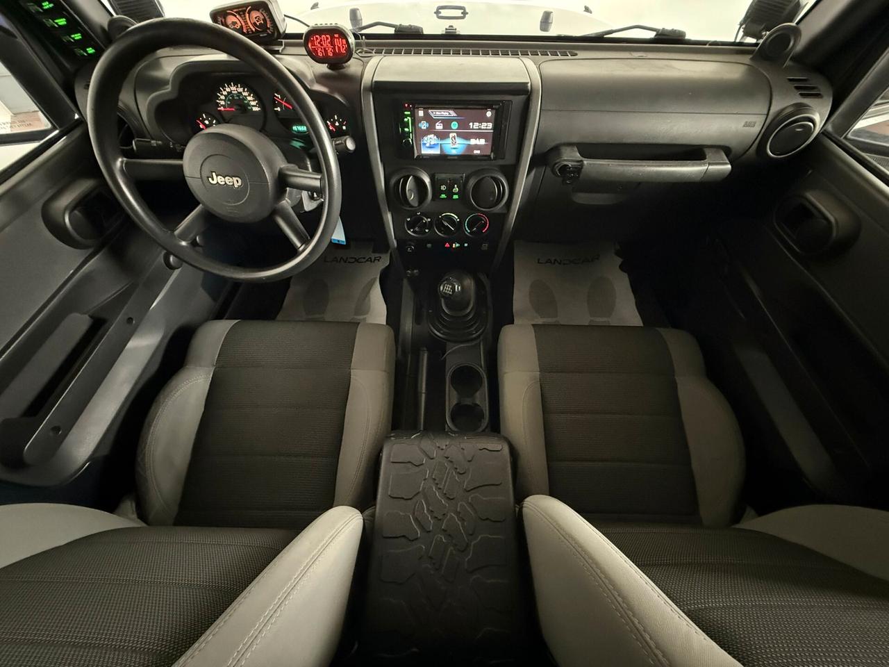 Jeep Wrangler 2.8 CRD Sport HARD TOP