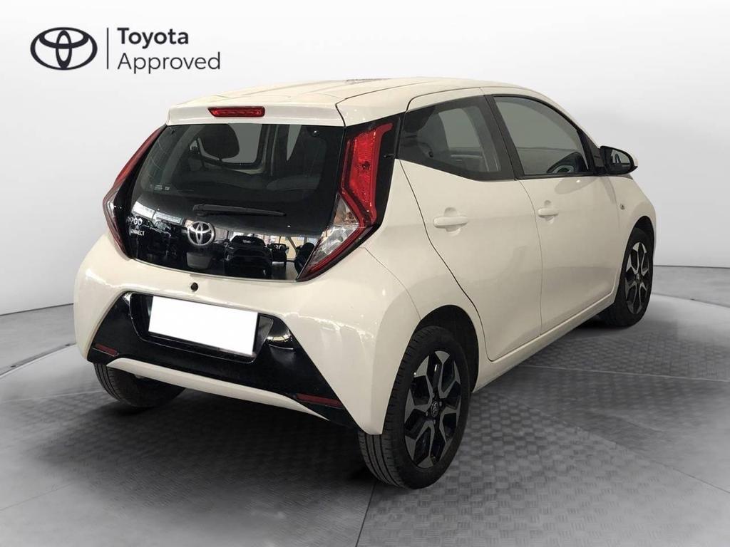 Toyota Aygo 5 Porte 1.0 VVT-i x-play M-MT