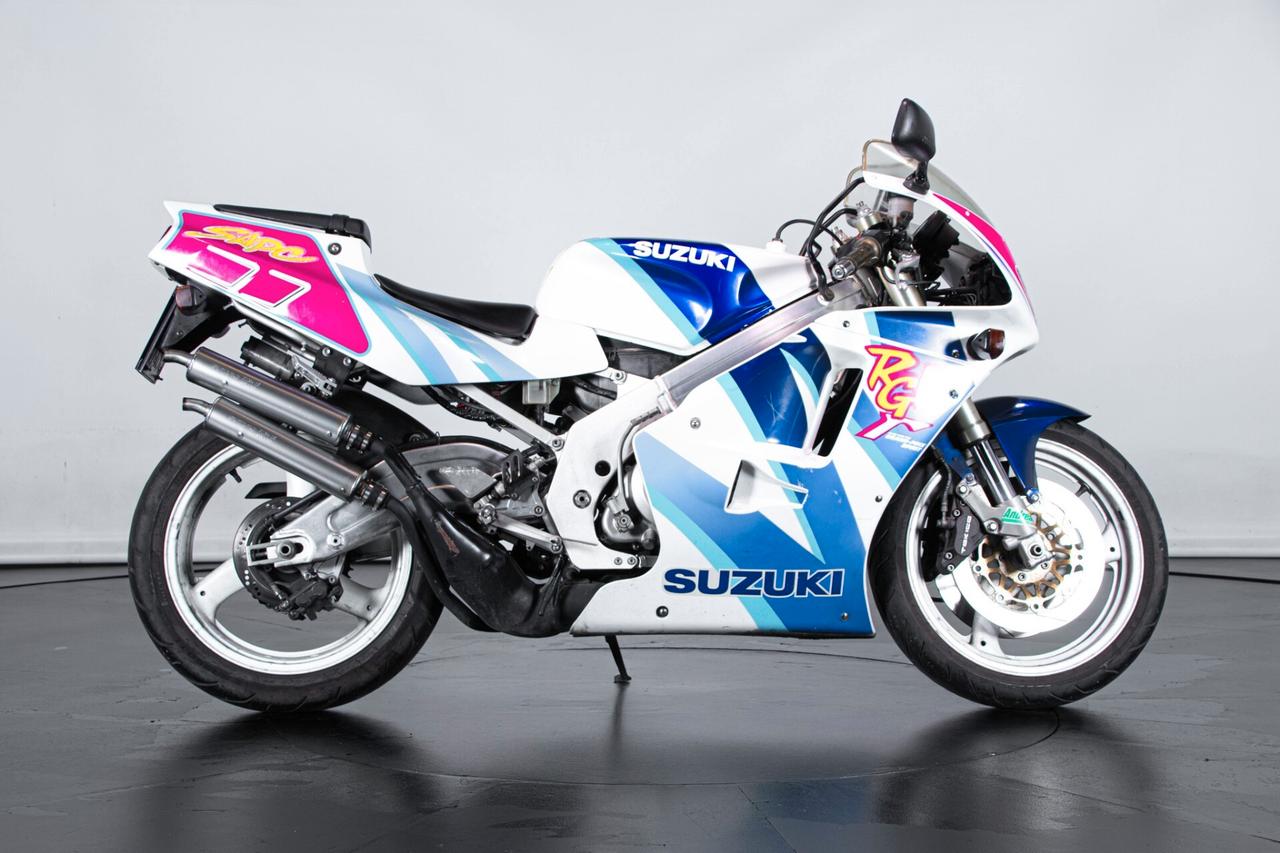Suzuki RGV 250 GAMMA- 1992