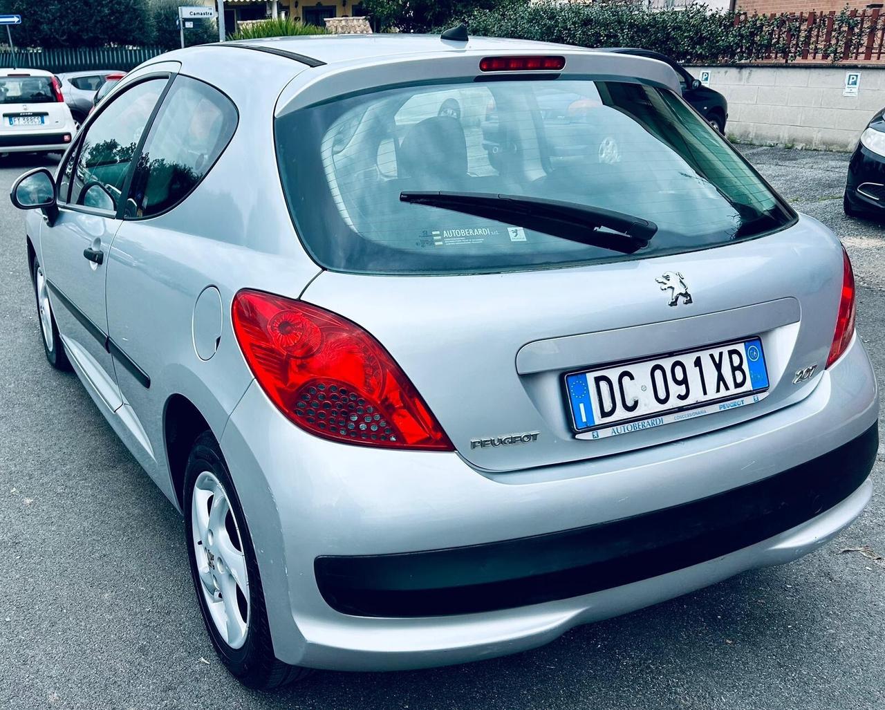 Peugeot 207 1.4 3p. XS !! Km90.000!!