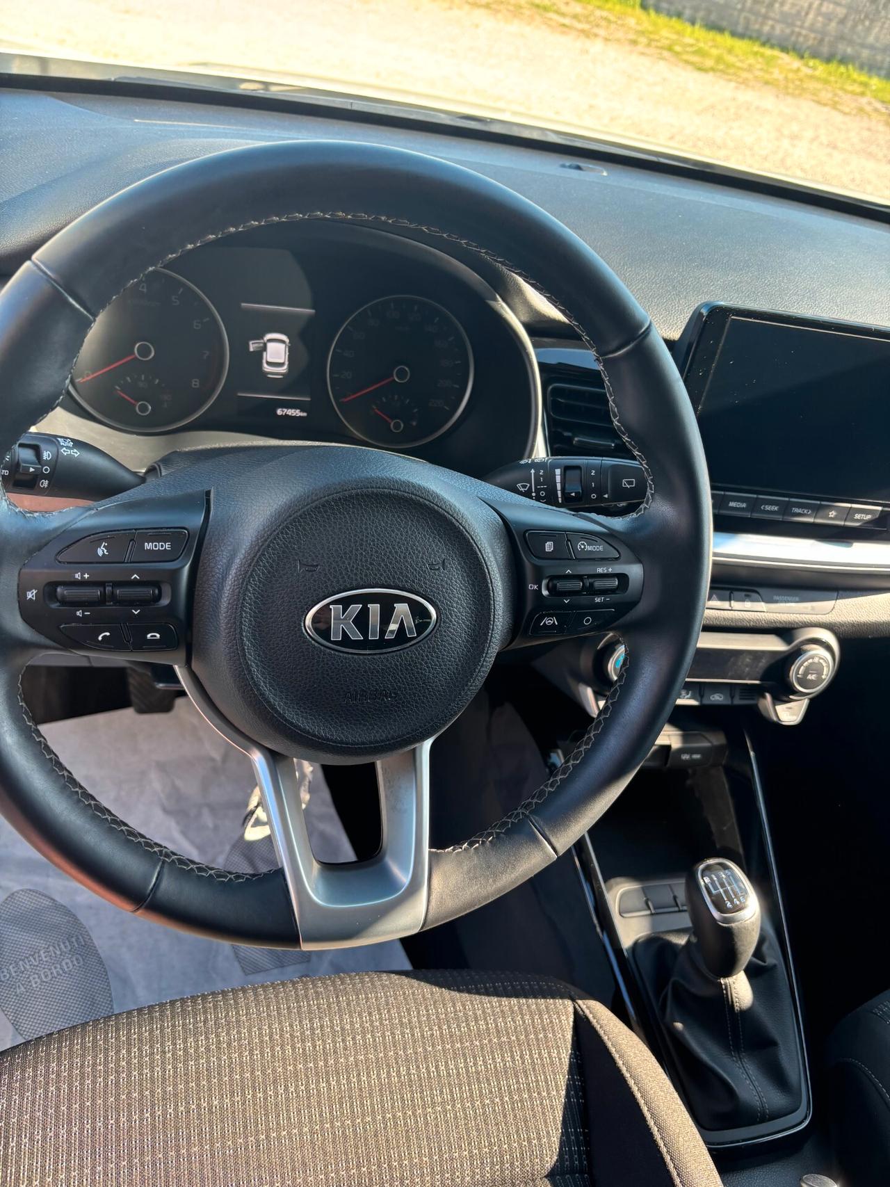 Kia Stonic 1.0 T-GDi 100 CV MHEV iMT Style