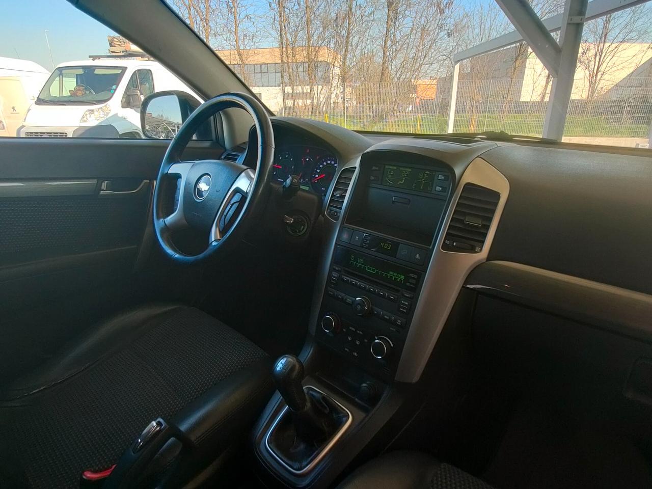 Chevrolet Captiva 2.0 VCDi 2WD 7 POSTI NEOPATENTATI