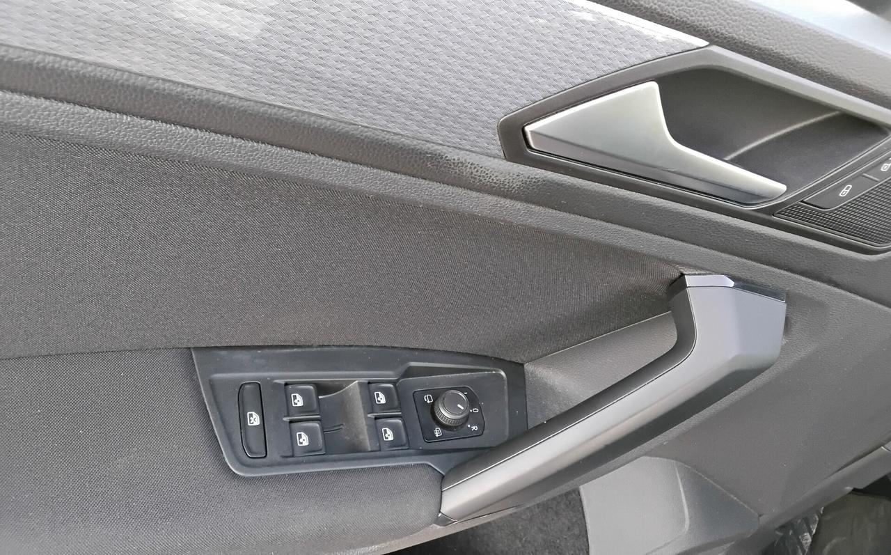 Volkswagen Tiguan 2.0 TDI 150 CV SCR DSG Elegance