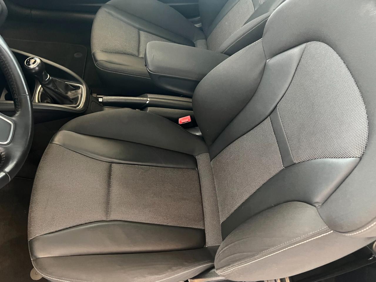 Audi A1 1.6 TDI Ambition 90 CV OK NEOPATENTATI