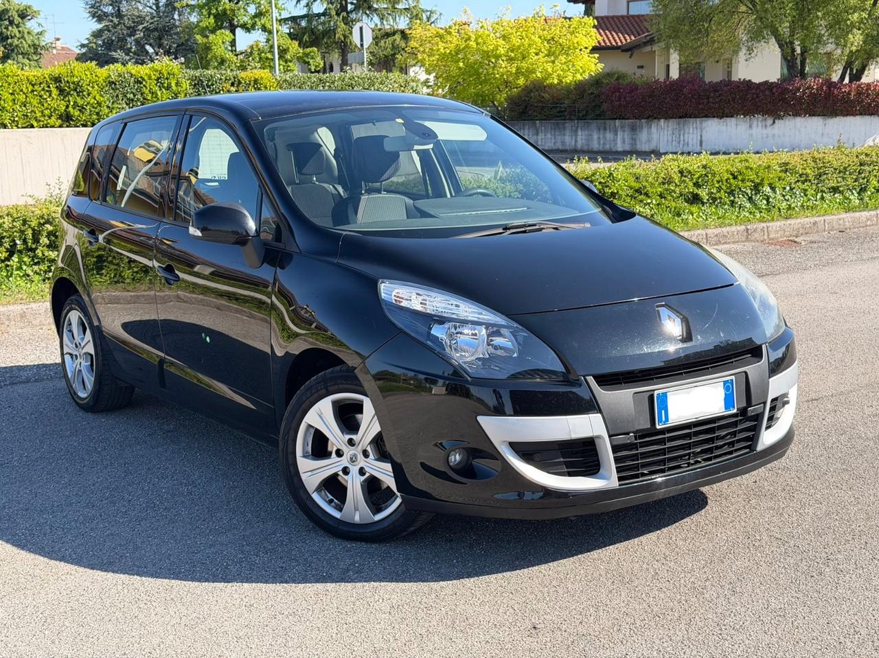 Renault Scenic Scénic X-Mod 1.5 dCi 110CV