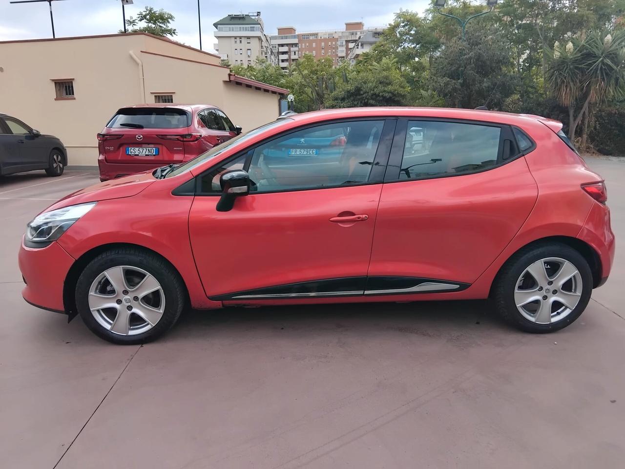 RENAULT CLIO 1.5 DCI 90CV GARANZIA 12 MESI