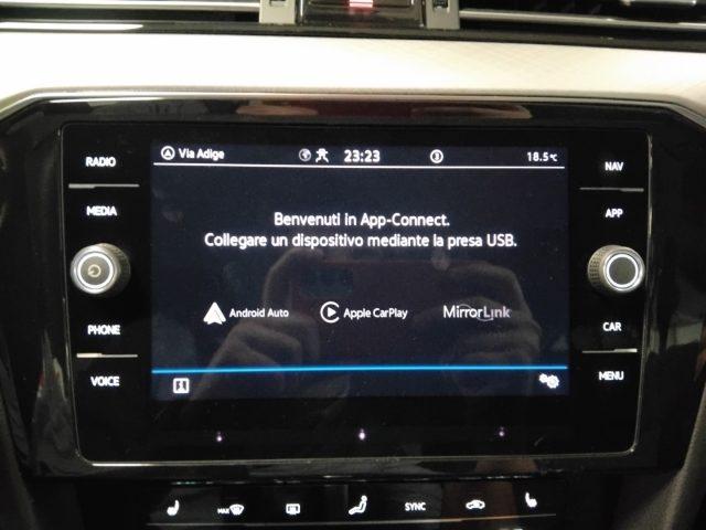 VOLKSWAGEN Passat Variant 2.0 TDI SCR EVO DSG Business