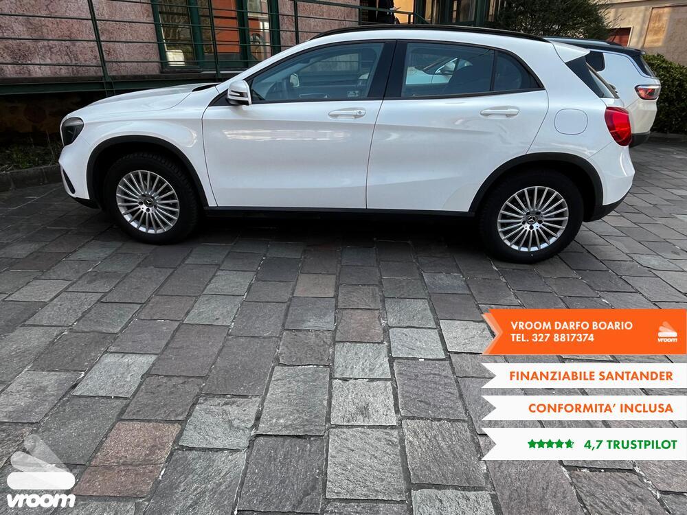 MERCEDES GLA (X156) GLA 200 d Automati...