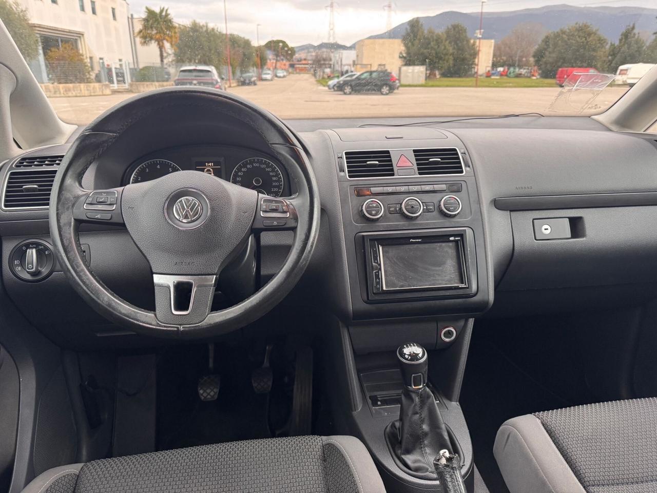 Volkswagen Touran Business 1.4 Highline EcoFuel 7 posti