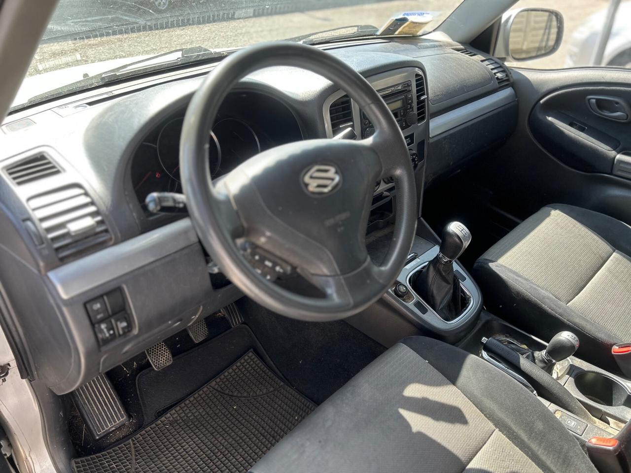 Suzuki Grand Vitara 1.6i 16V cat 3 porte