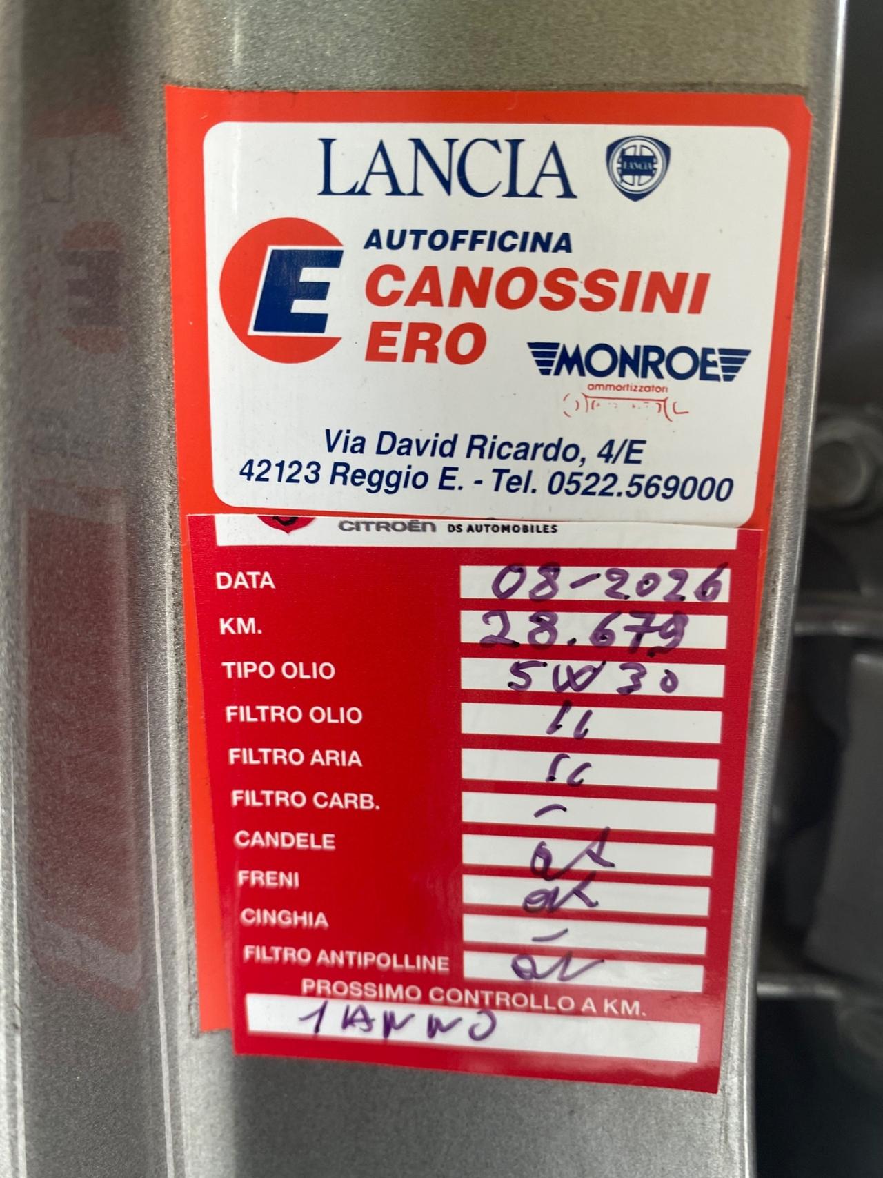 Toyota Yaris Verso 1.3i 16V cat Sol '03 NEOPATENTATI!!!