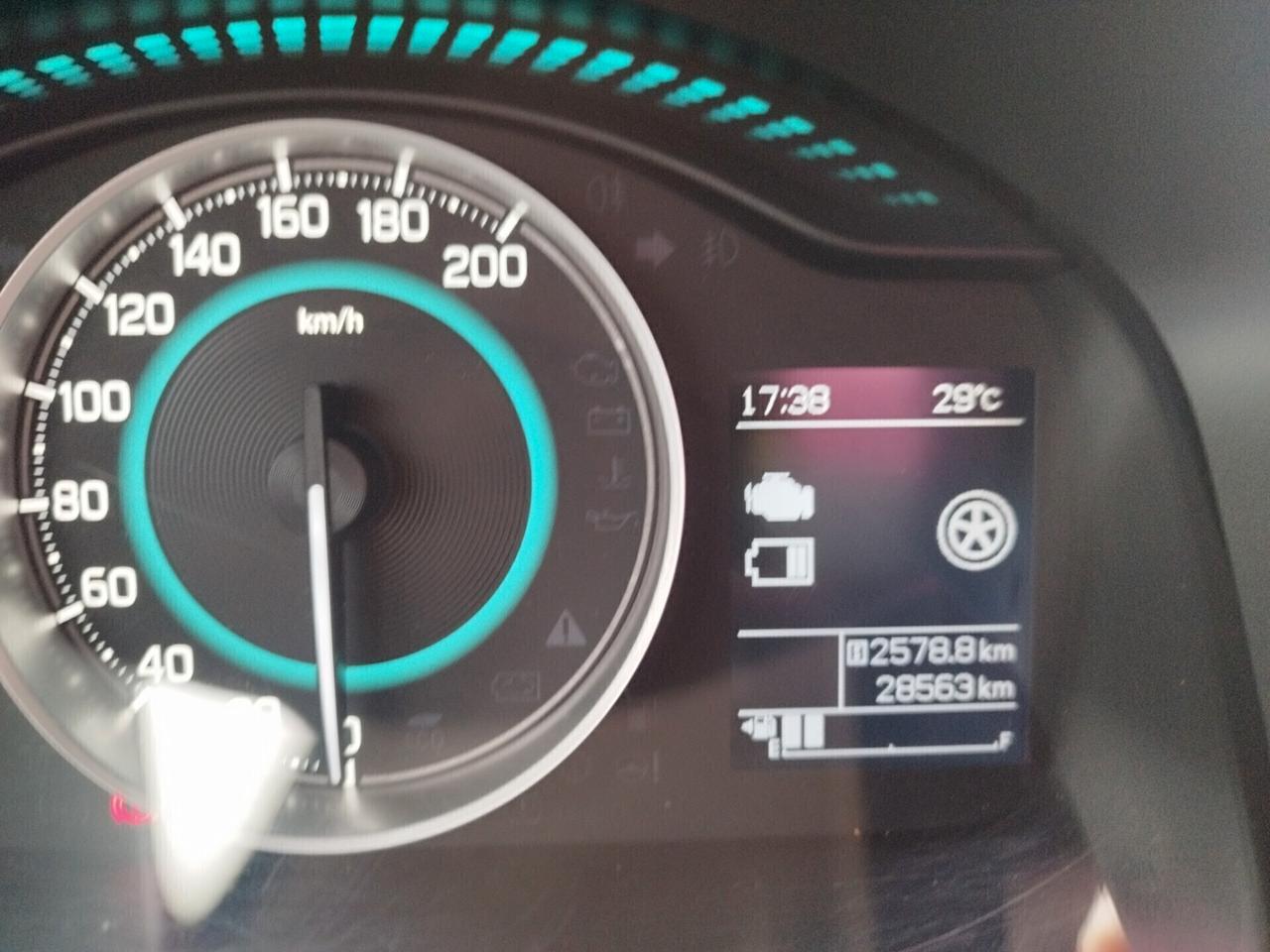 Suzuki Ignis 1.2 Hybrid Top - km 28500