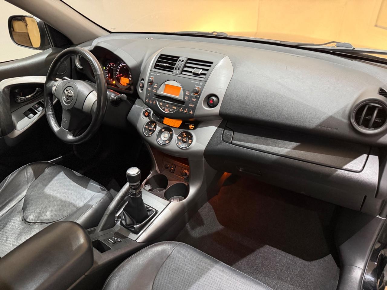 Toyota RAV4 2.2 D-4D 177 CV Luxury Full Optional