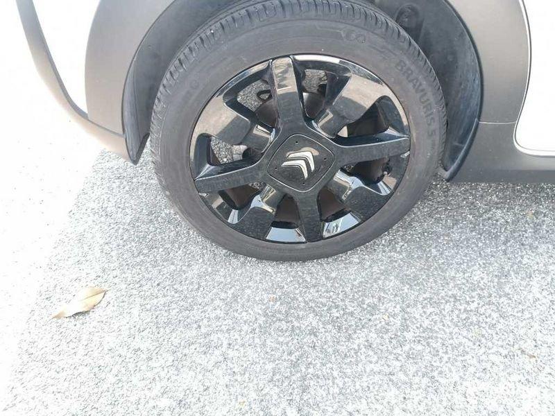 Citroën C3 III 2017 1.5 bluehdi Shine s&s 100cv 5m