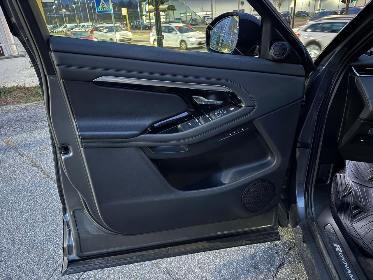 Land Rover Range Rover Evoque R-Dynamic D 18 #7977