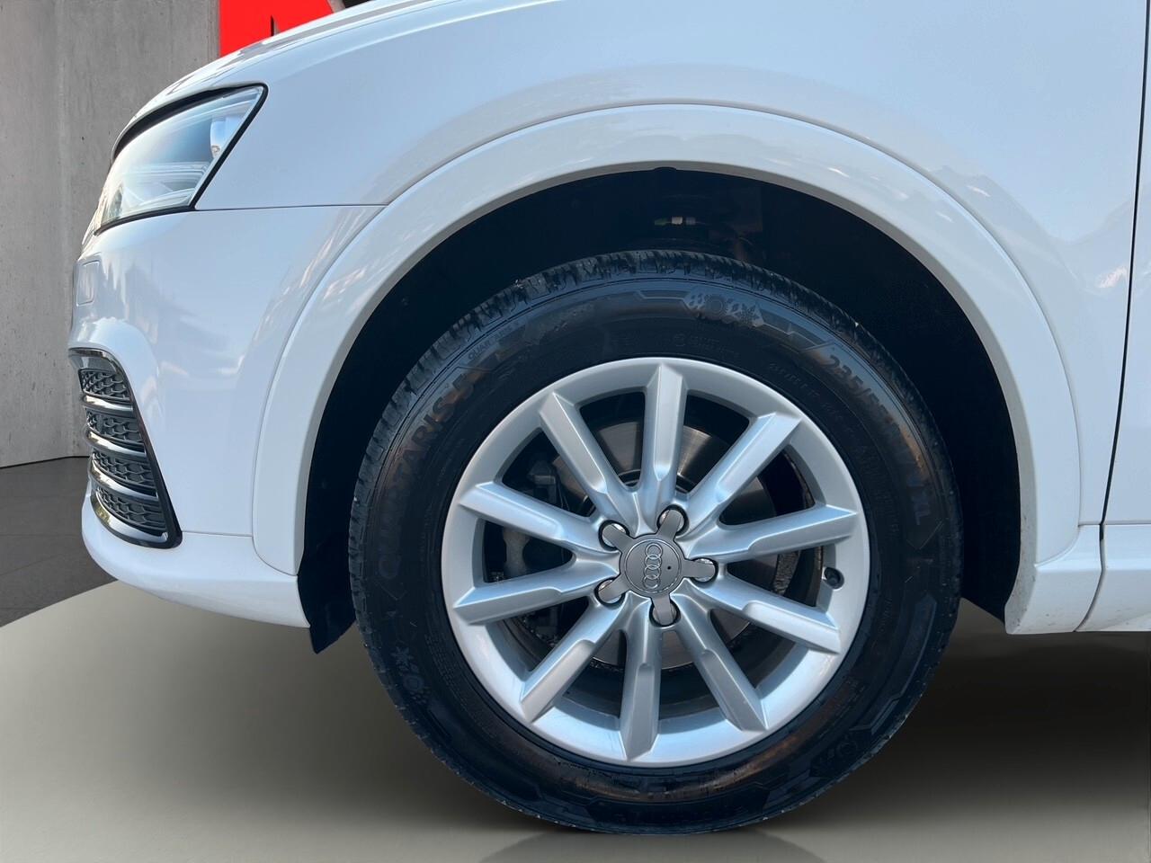 Audi Q3 2.0 TDI 120 CV Sport