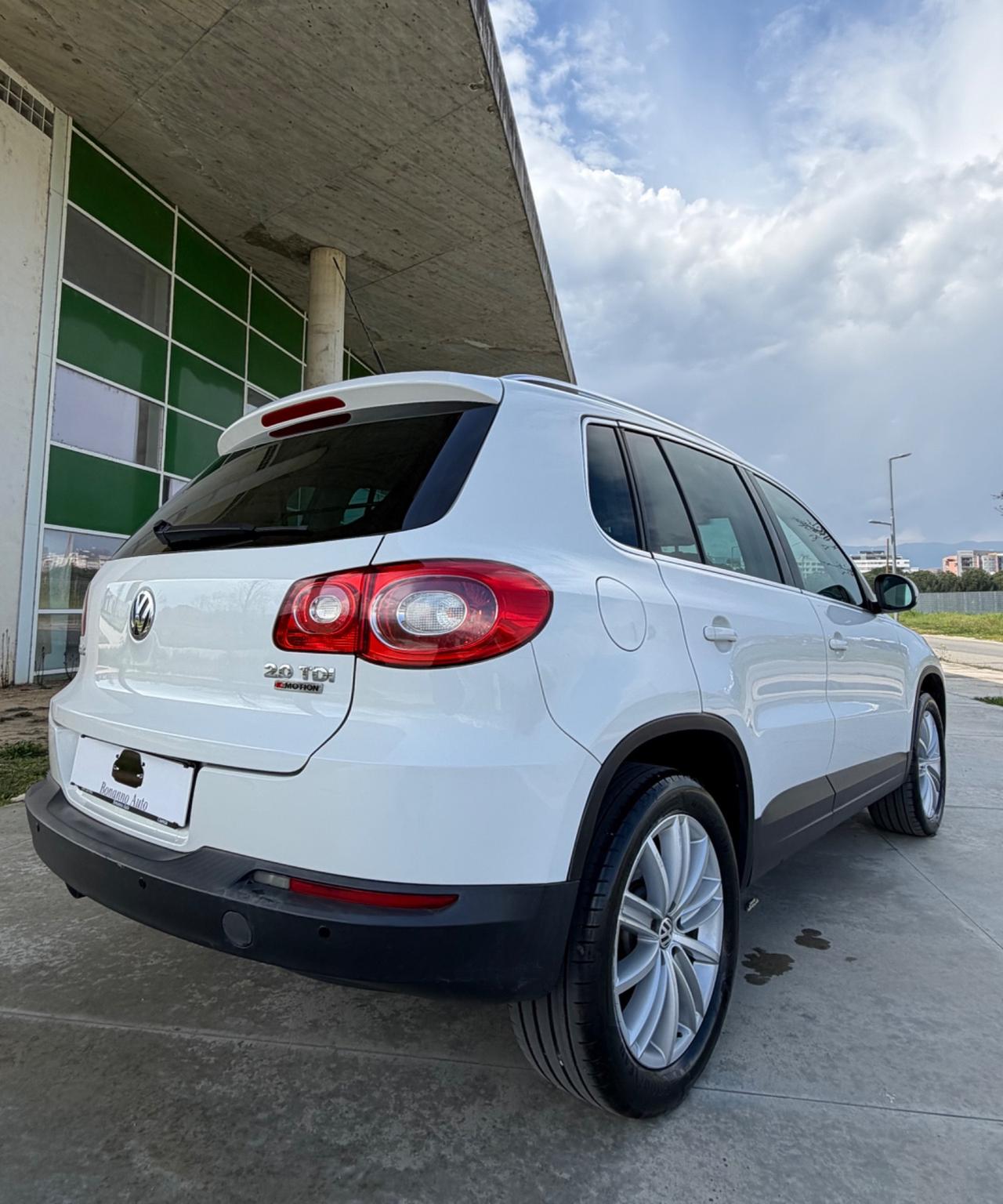 Volkswagen Tiguan 2.0 TDI DPF 4MOTION DSG Sport & Style