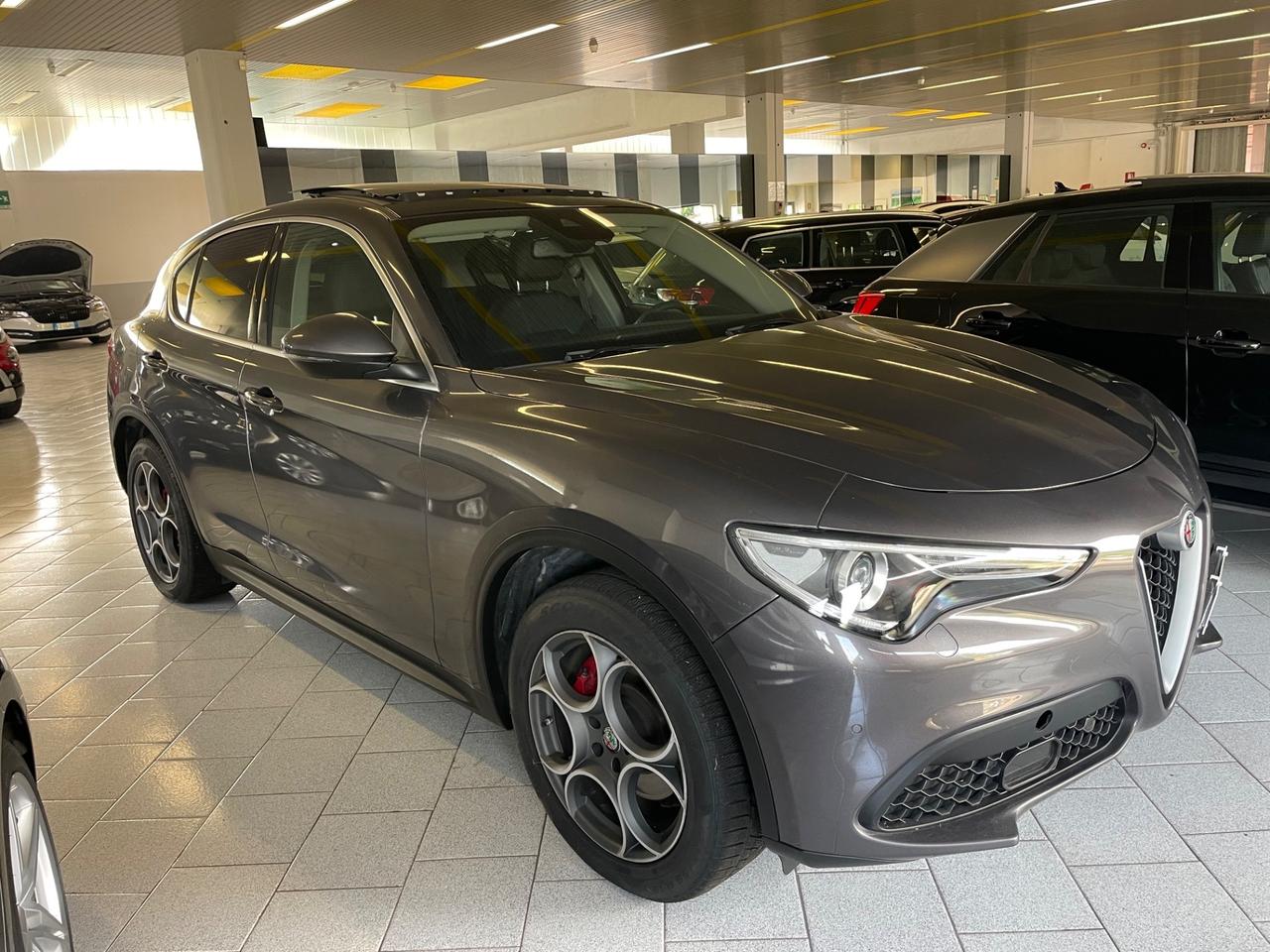 Alfa Romeo Stelvio 2.2 t Executive Q4 210cv auto Tetto