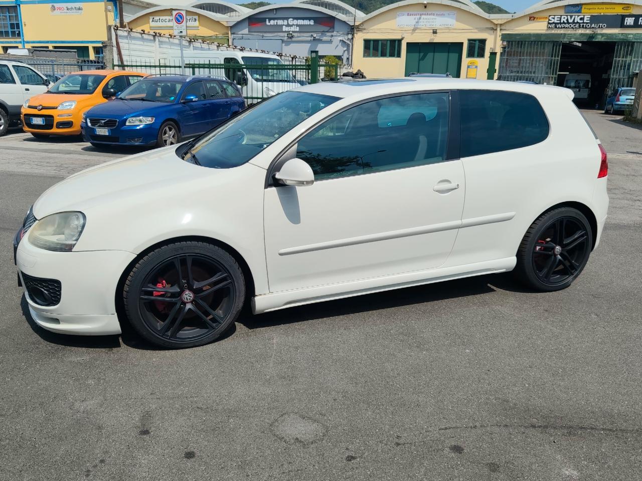 Volkswagen Golf 2.0 16V TFSI 3p. DSG GTI