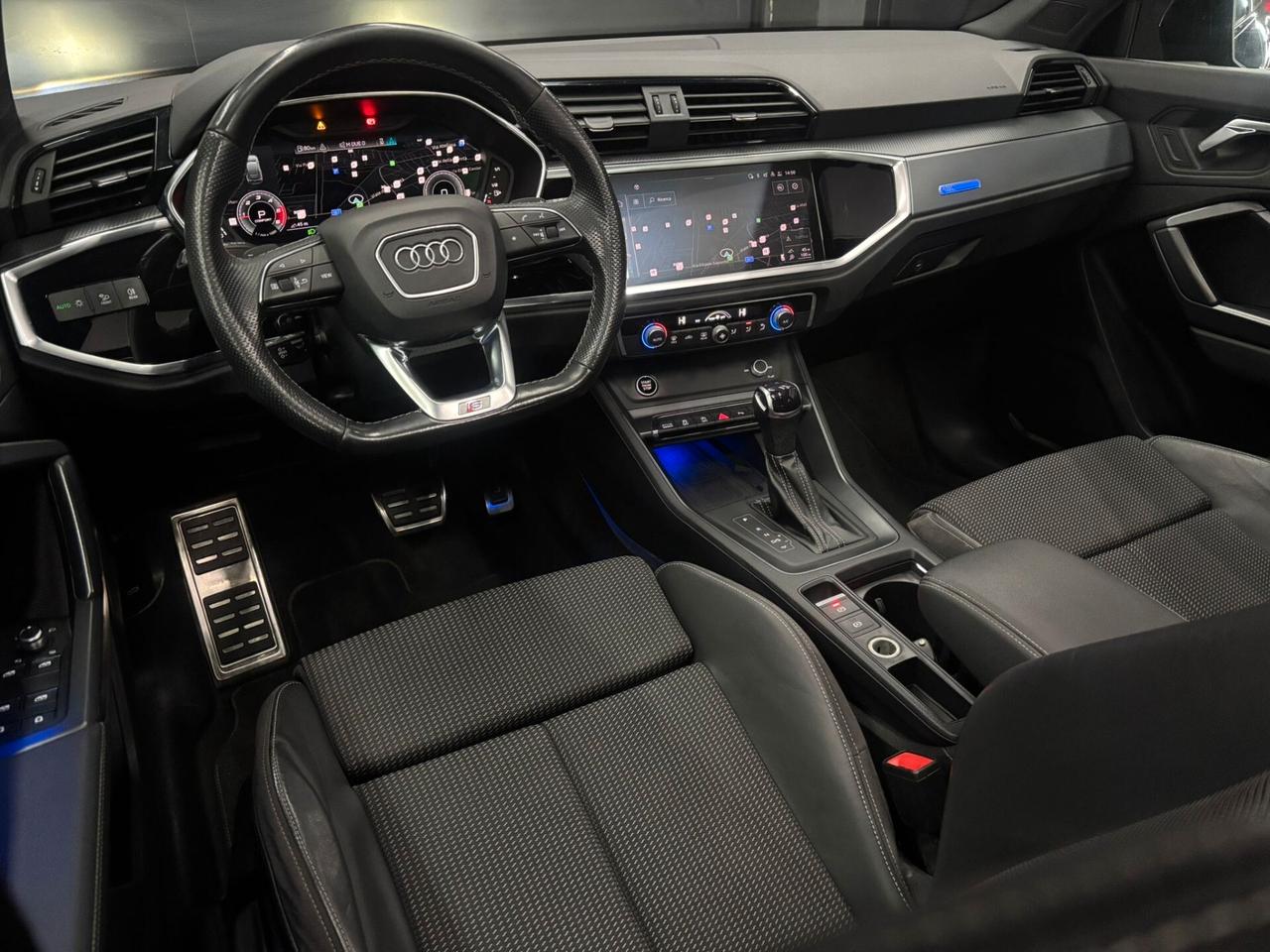 Audi Q3 SPB 35 TDI S tronic line edition 2.0 150CV tetto apribile
