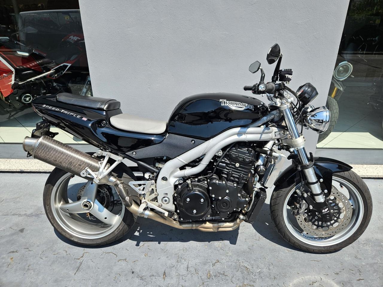 Triumph Speed Triple 955i - 2002