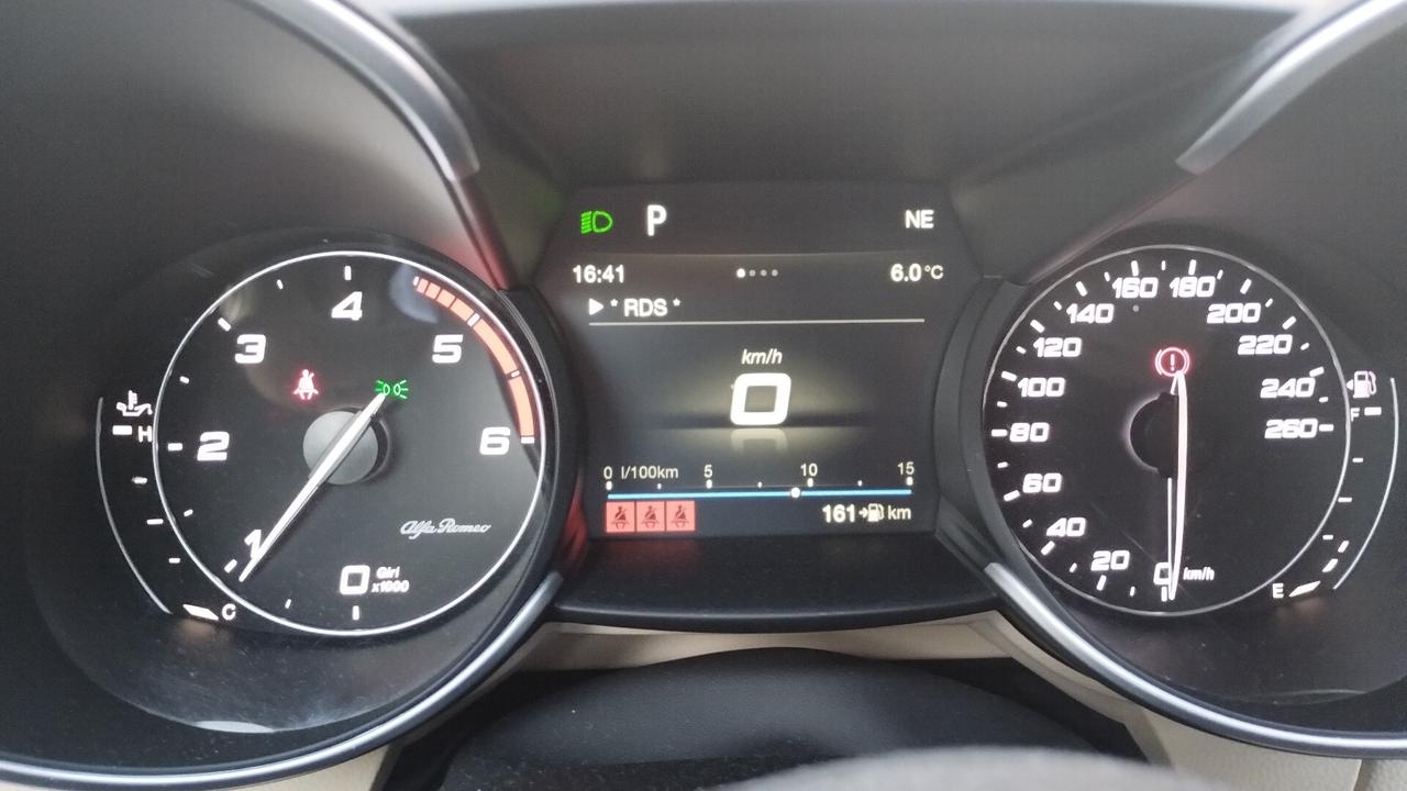 Alfa Romeo Giulia 2.2 Turbodiesel 180 CV Executive