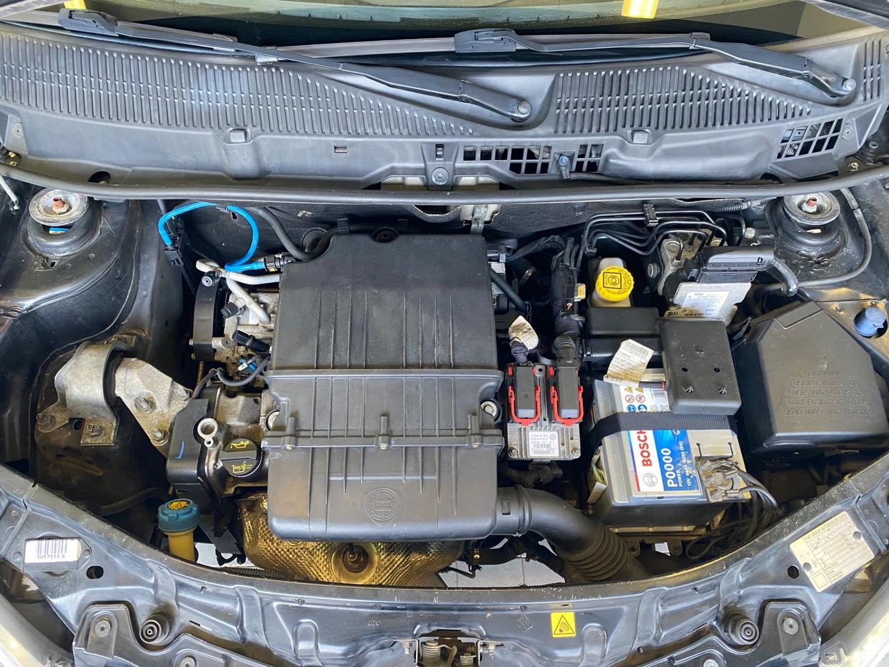Lancia Ypsilon 1.2 69 CV GPL Platinum