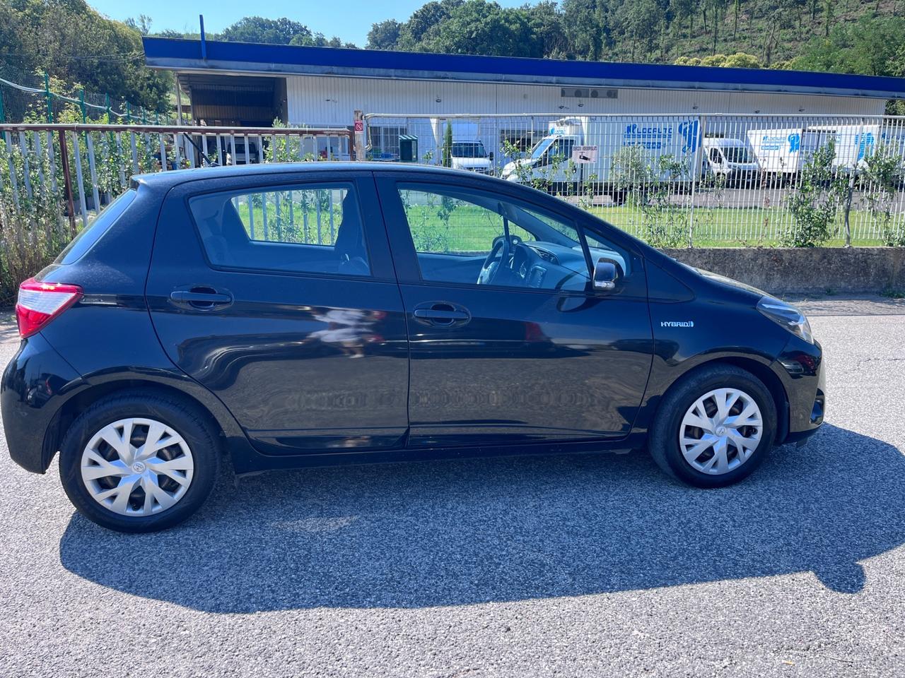 Toyota Yaris 1.5 Hybrid 5 porte Cool