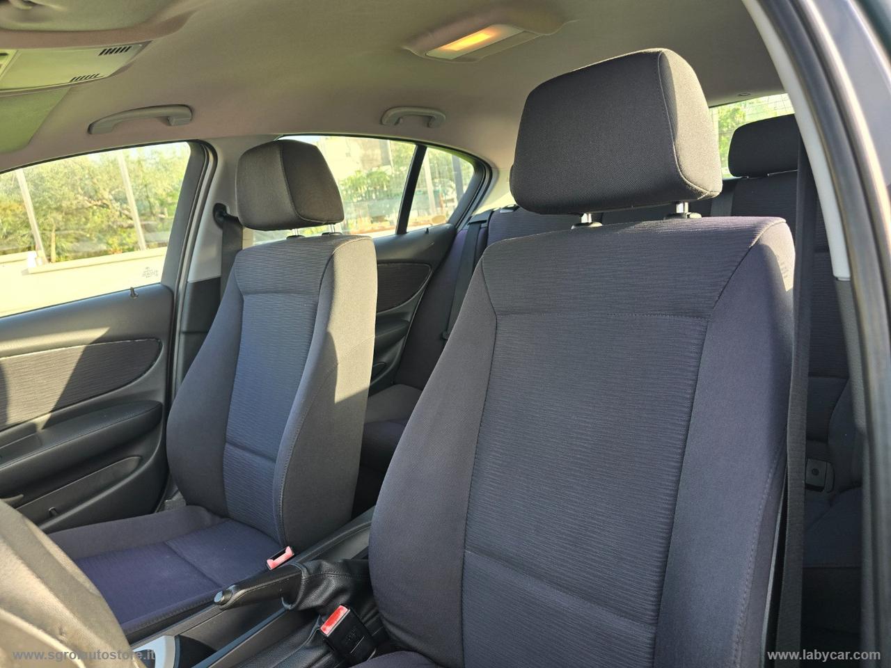 BMW 120d 5p. Futura DPF