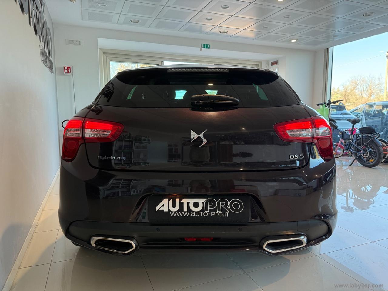 DS AUTOMOBILES DS 5 Hybrid 4x4 So Chic