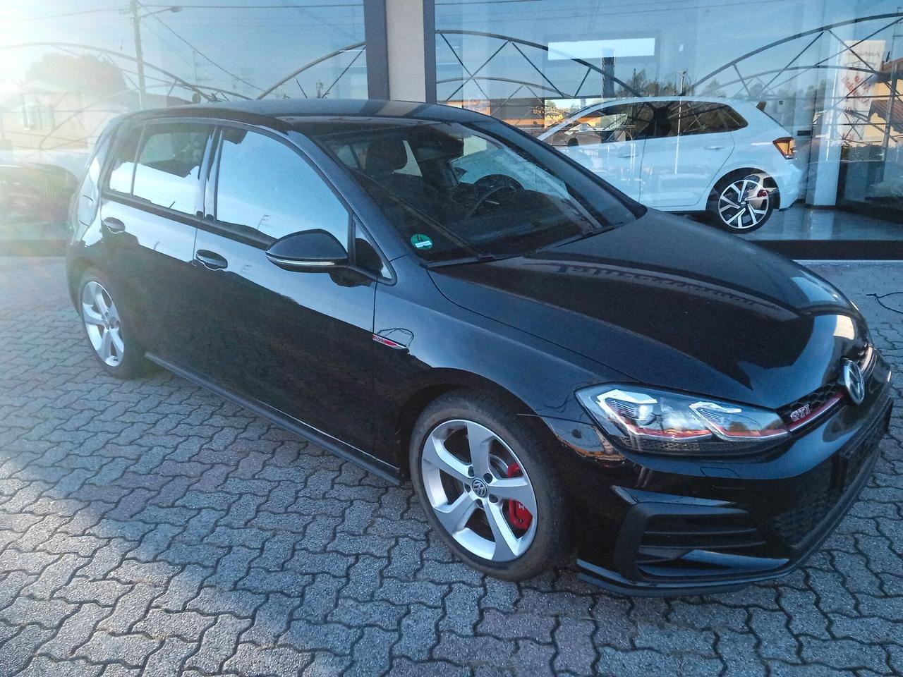 Volkswagen Golf GTI PERFORMANCE FULL LED VIRTUAL KOPTIT APPEL CAR PLAY SENS PARK NAVY IN ARRIVO OPZIONABILE