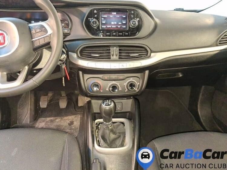 Fiat Tipo 1.3 Mjt S&S 5 porte Easy ( solo 84600 km )