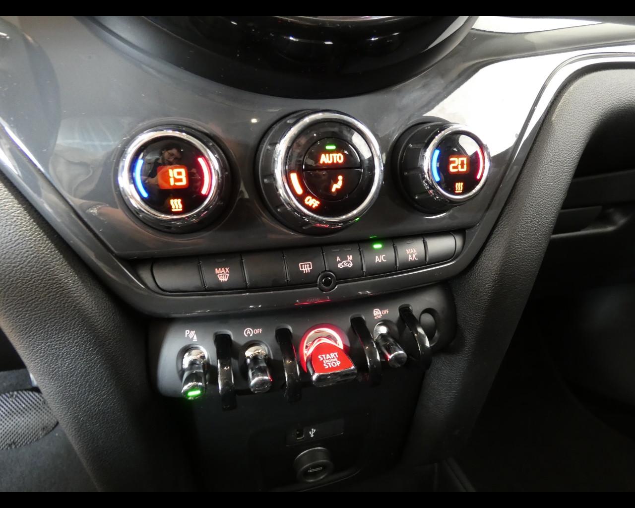 MINI Mini Countrym.(F60) - Mini 2.0 Cooper D Business Countryman Automatica