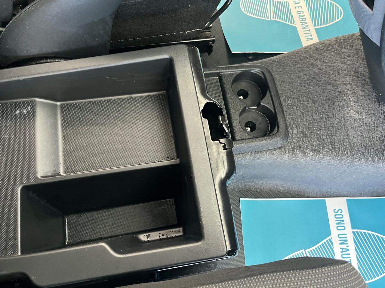 PEUGEOT PARTNER 1600 HDI 3 POSTI