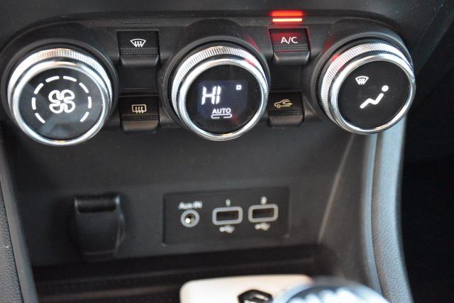 RENAULT Captur Mild Hybrid 140 CV Intens