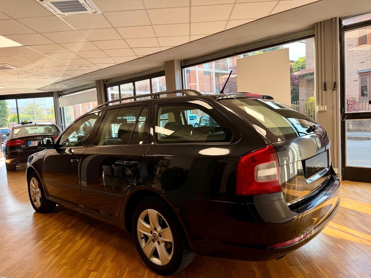 Skoda Octavia 1.6 TDI CR F.AP. Elegance