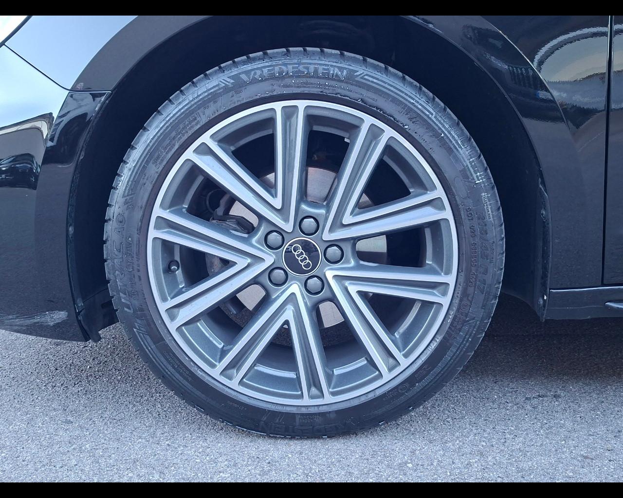 AUDI A1 2ª serie - A1 SPB 30 TFSI S tronic S line edition
