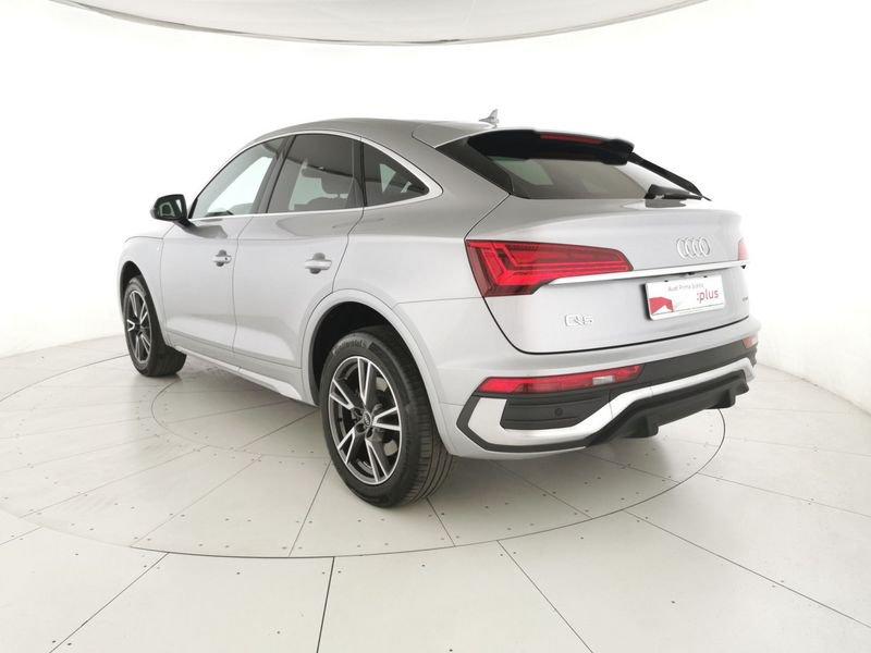 Audi Q5 Sportback 40 2.0 tdi mhev 12V S line quattro s-tronic
