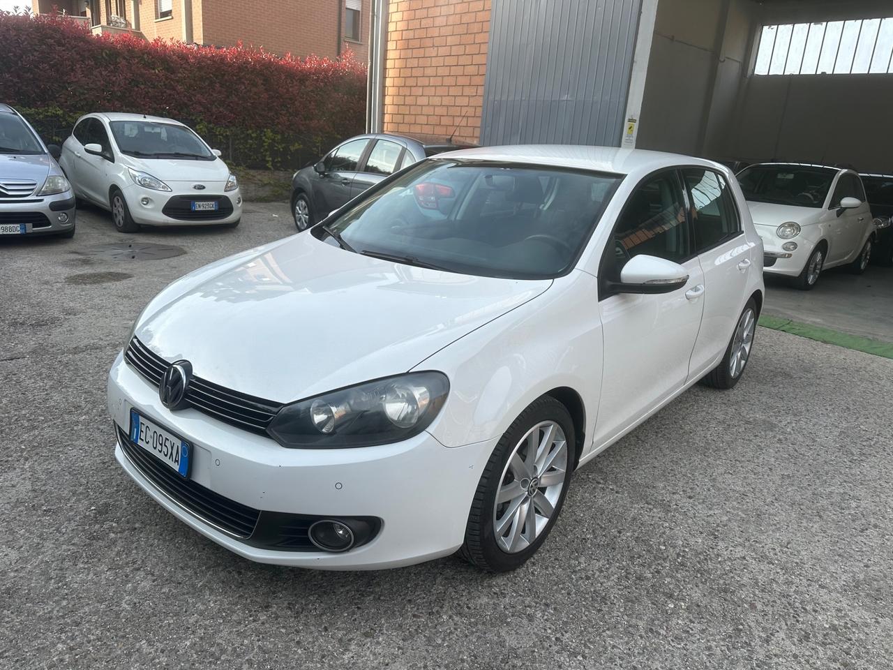Volkswagen Golf 1.6 TDI DPF 5p. Highline