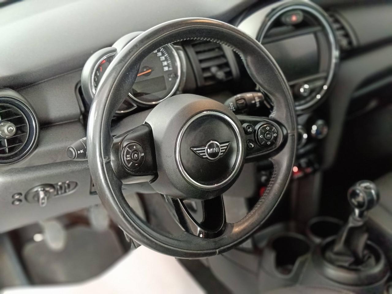 MINI Mini IV F56 2018 3p - Mini 3p 1.5 One Boost 102cv