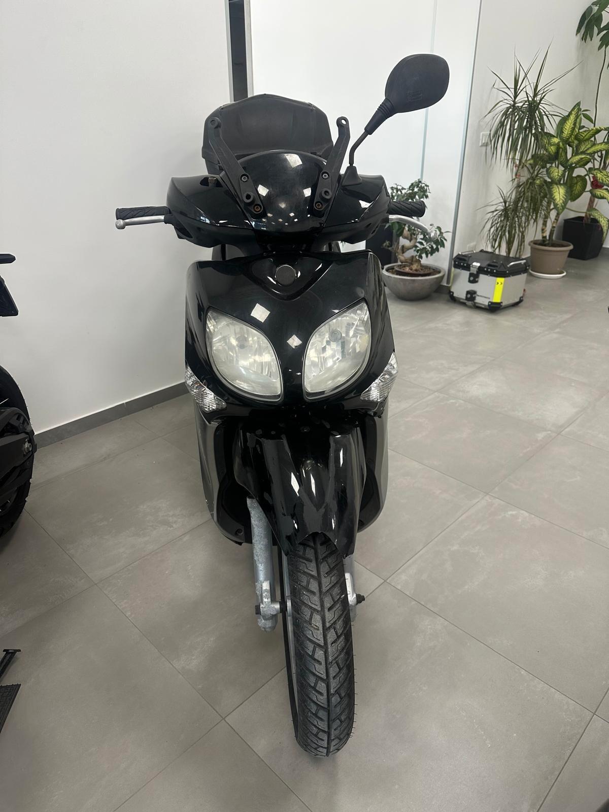 YAMAHA HW125