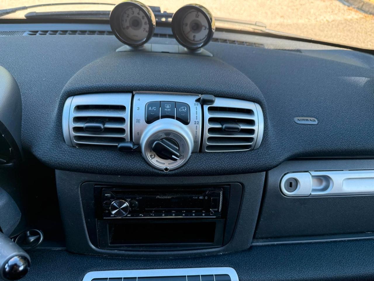Smart ForTwo 1000 52 kW MHD coupé pulse AUTO