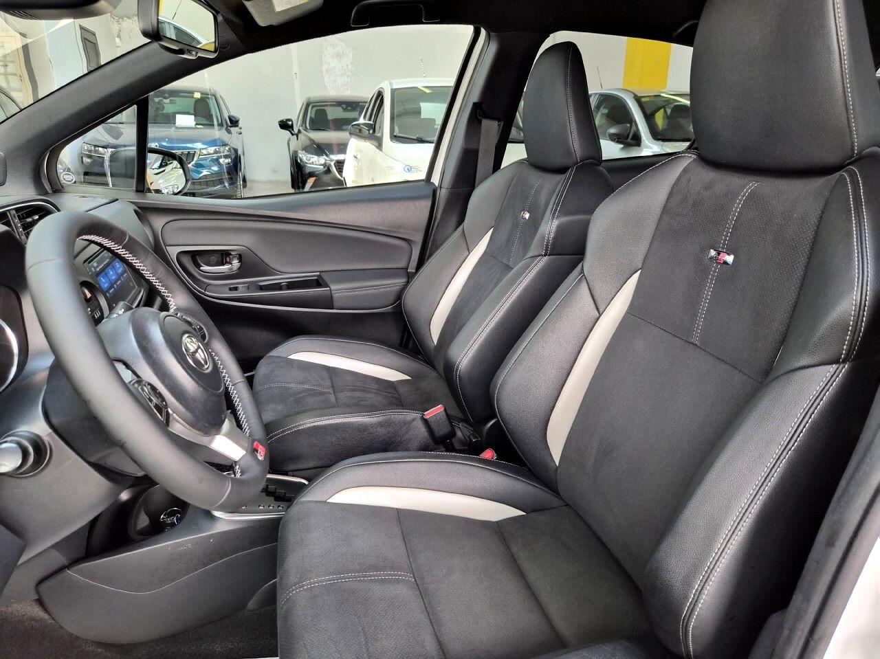 Toyota Yaris GR Sport 1.5 Hybrid