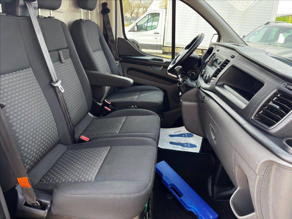 FORD Transit Custom 320 2.0 tdci 130cv Trend L2H1 E6.2 del 2020