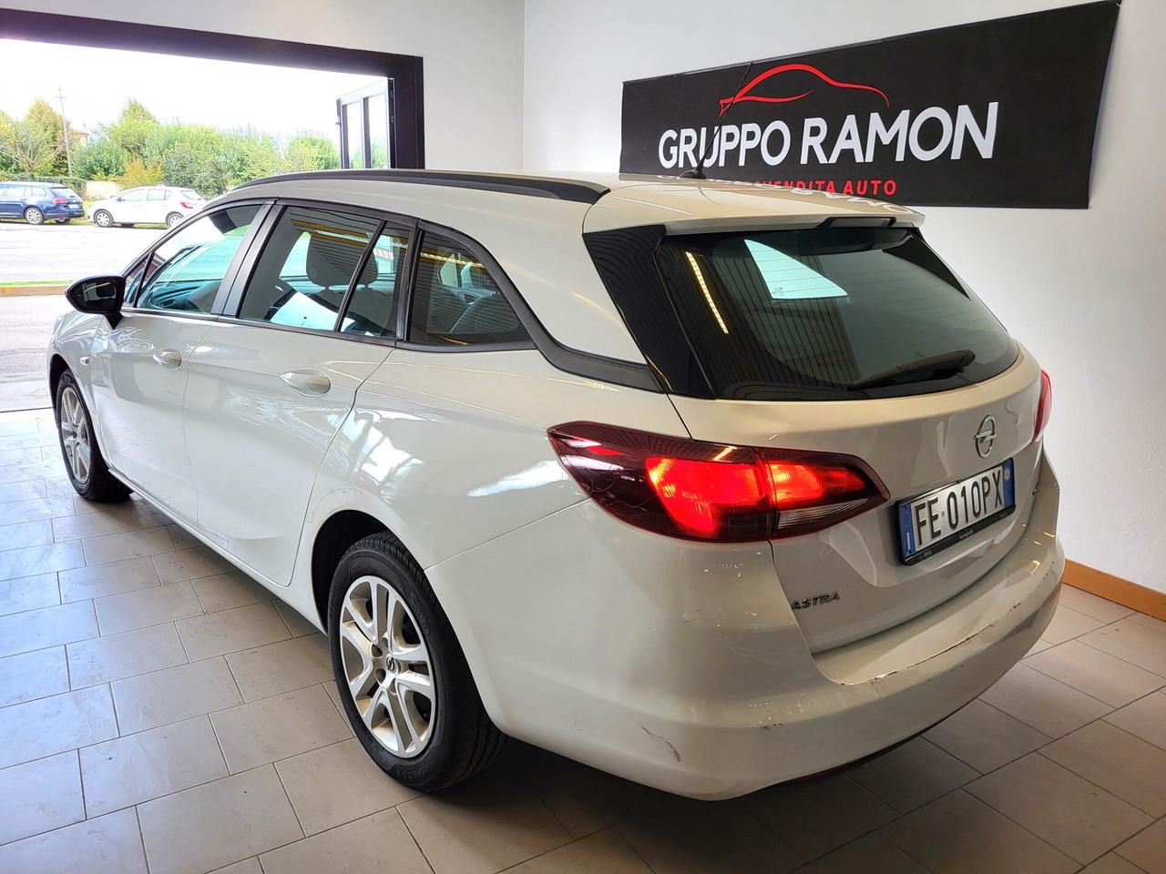 Opel Astra 1.6 CDTi Sports Tourer