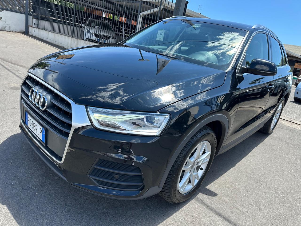 Audi Q3 2.0 TDI 150 CV Business