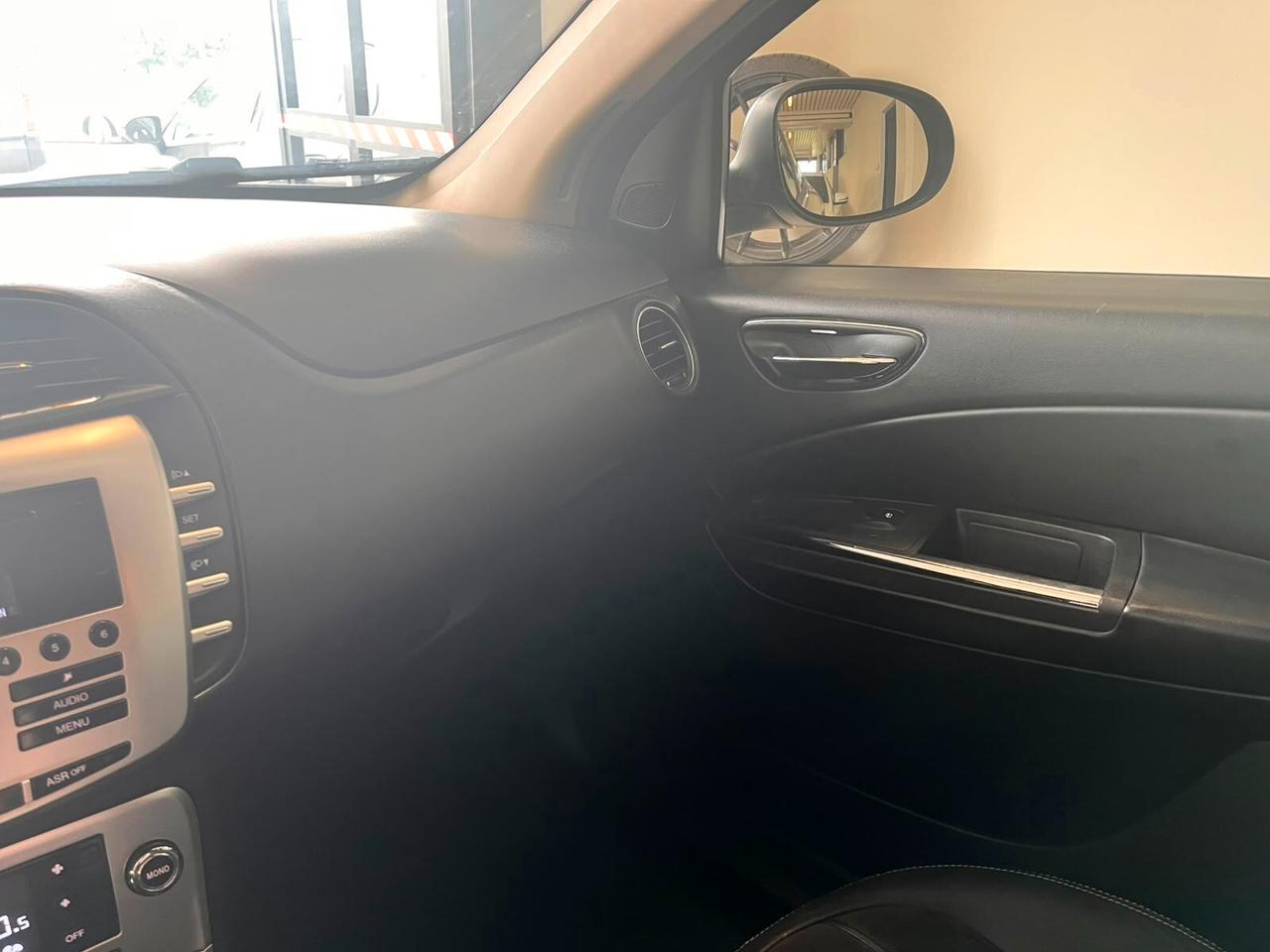 Lancia Delta 1.6 MJT DPF Selectronic Platinum
