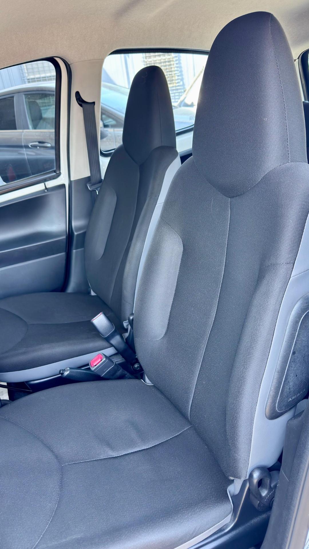 Toyota Aygo 1.0 12V VVT-i 5 porte Active Connect